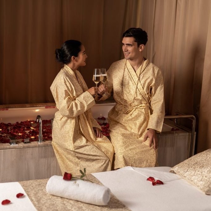 Couples Massage in Wakad Pune